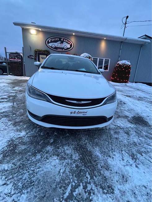 Chrysler 200 2015