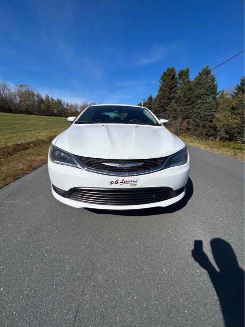 Chrysler 200 2015