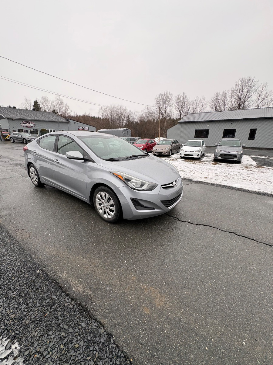 Hyundai Elantra 2015