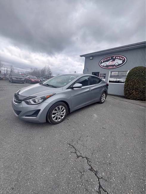 Hyundai Elantra 2015