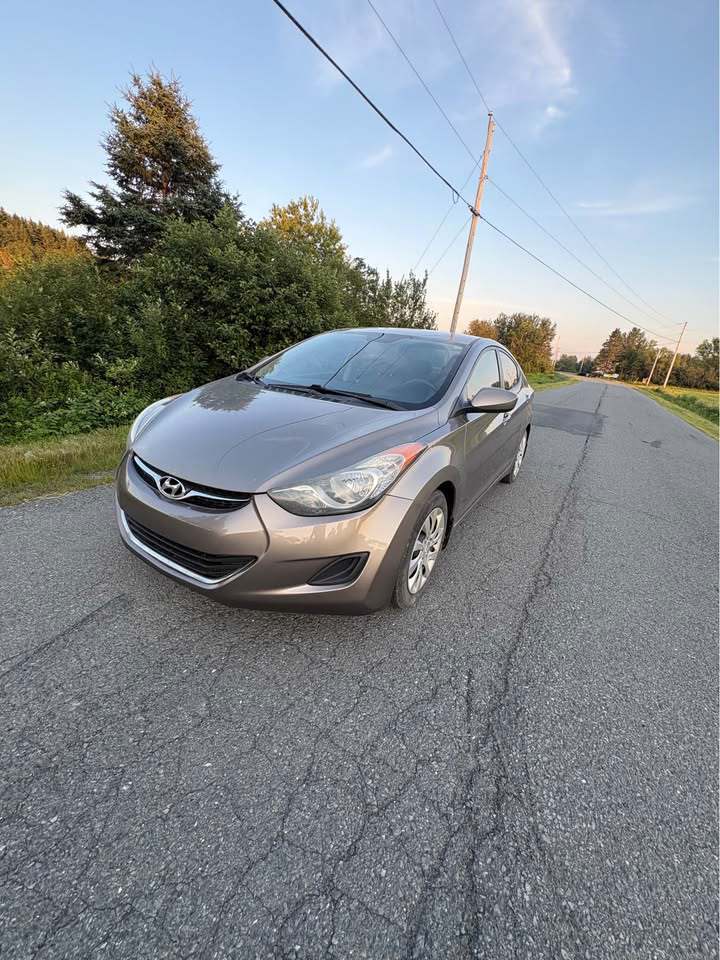Hyundai Elantra 2013