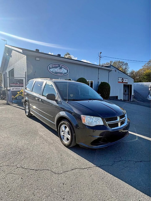 Dodge Grand Caravan Express 2011