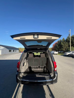 Dodge Grand Caravan Express 2011