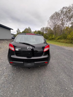 Mazda Mazda2 2013