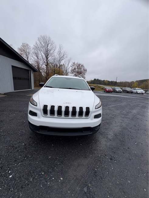 Jeep Cherokee Sport 2015
